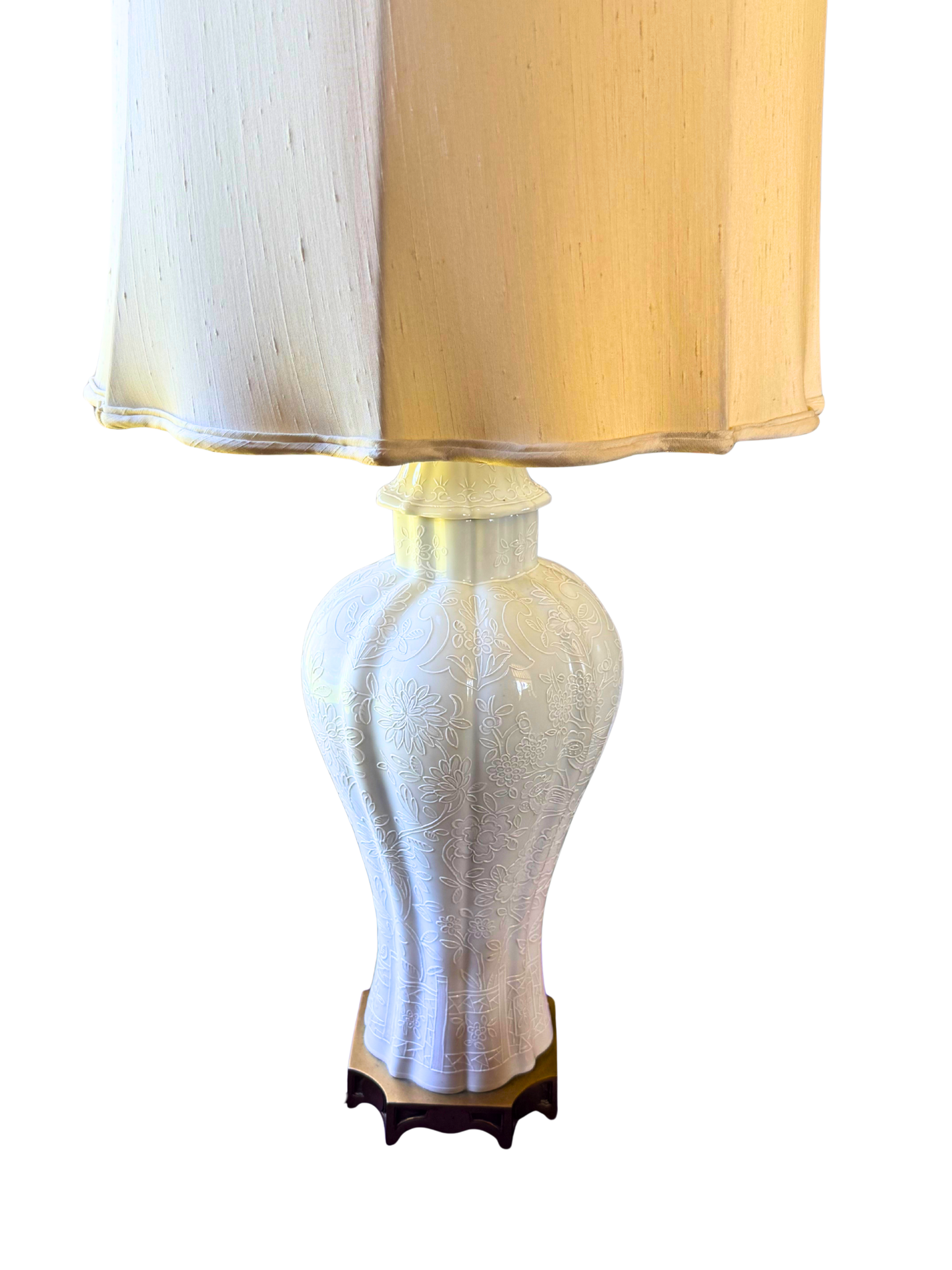 Pair of Antique Porcelaine de Paris Lamps (circa 1880–1920)